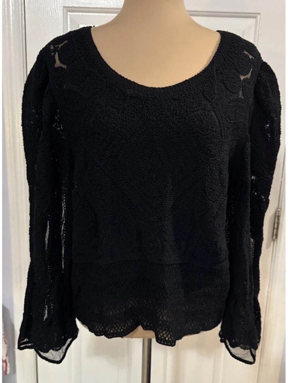 BOHO CROCHET EMBROIDERED WOMENS BLAC TOP BLOUSE SHIRT SZ Large